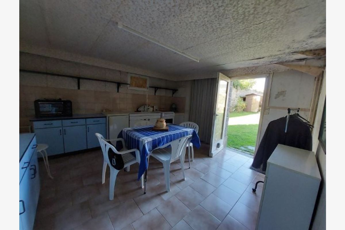 Maison proche écoles - 172390_8.jpg