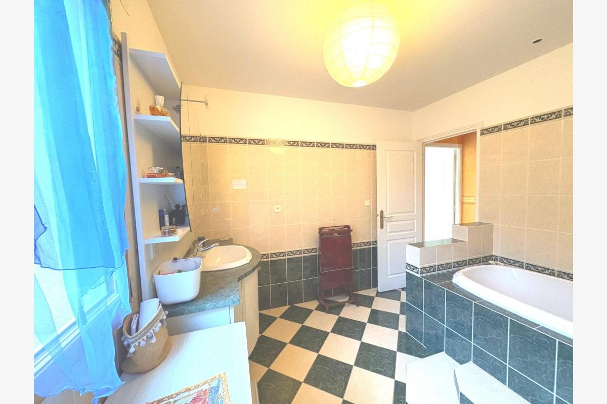 Magnifique maison à BREHAL - 172392_8.jpg