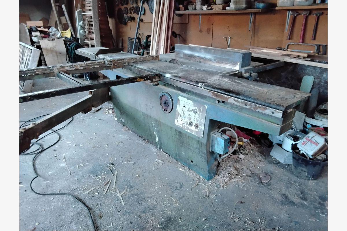 Photo 1 Scie à format