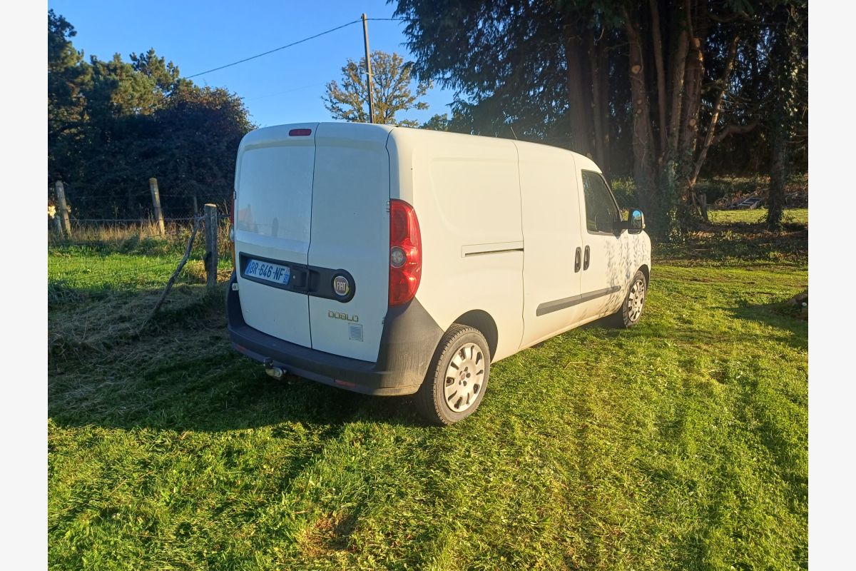 Fiat Doblò - 172470_b4def3892a17a18521e86ef5a9de40a1.jpg