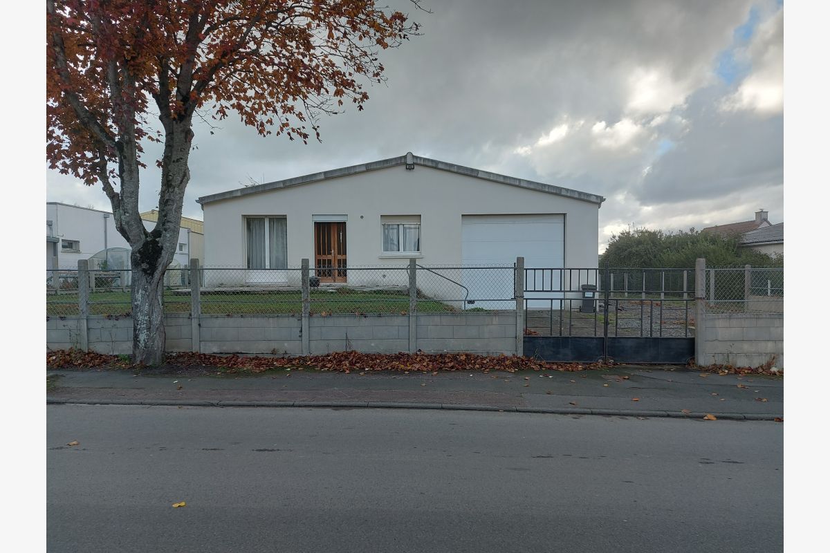 Photo 1 MAISON AVEC GRAND GARAGE A GRANVILLE