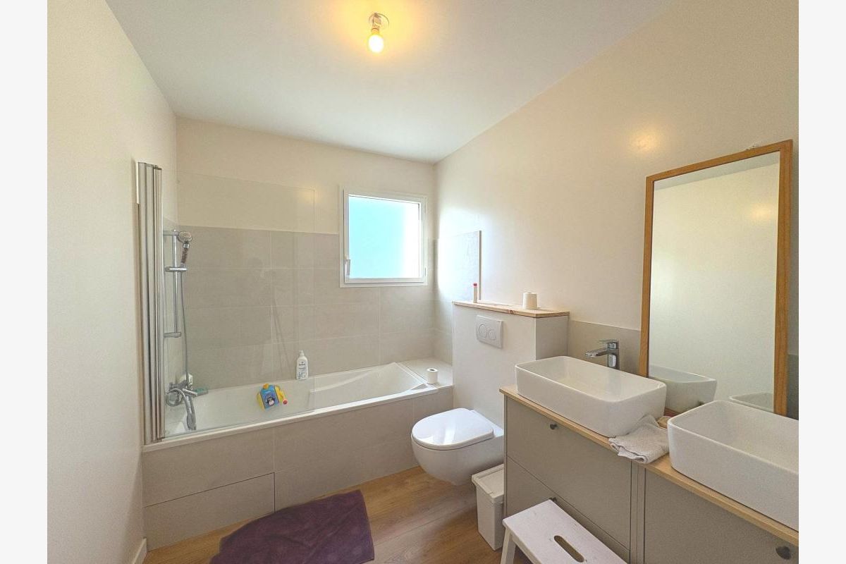 Une maison neuve spacieuse - 173343_8.jpg