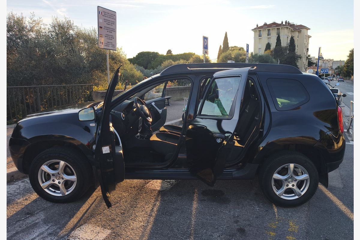 Dacia Duster Aventure 1.5 DCI 110 cv 4x2 - 173441_71dfbc0639dd953efd21a9400318801d.jpg