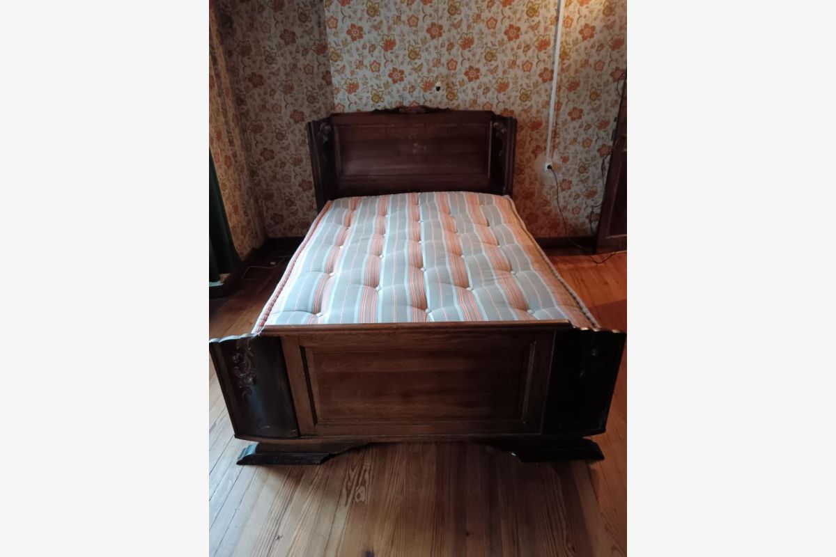 Chambre à coucher année 50 - 173664_2e7f0e3220de5a7a5e81cc407d656a29.jpg