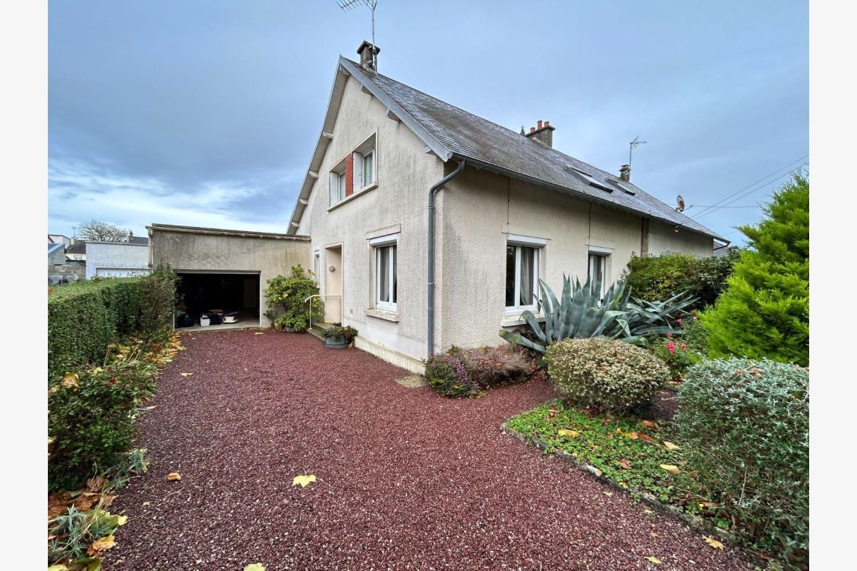 Photo 1 Me Fonty, notaire, Coutainville. Tél. 02.33.47.18.44www.font