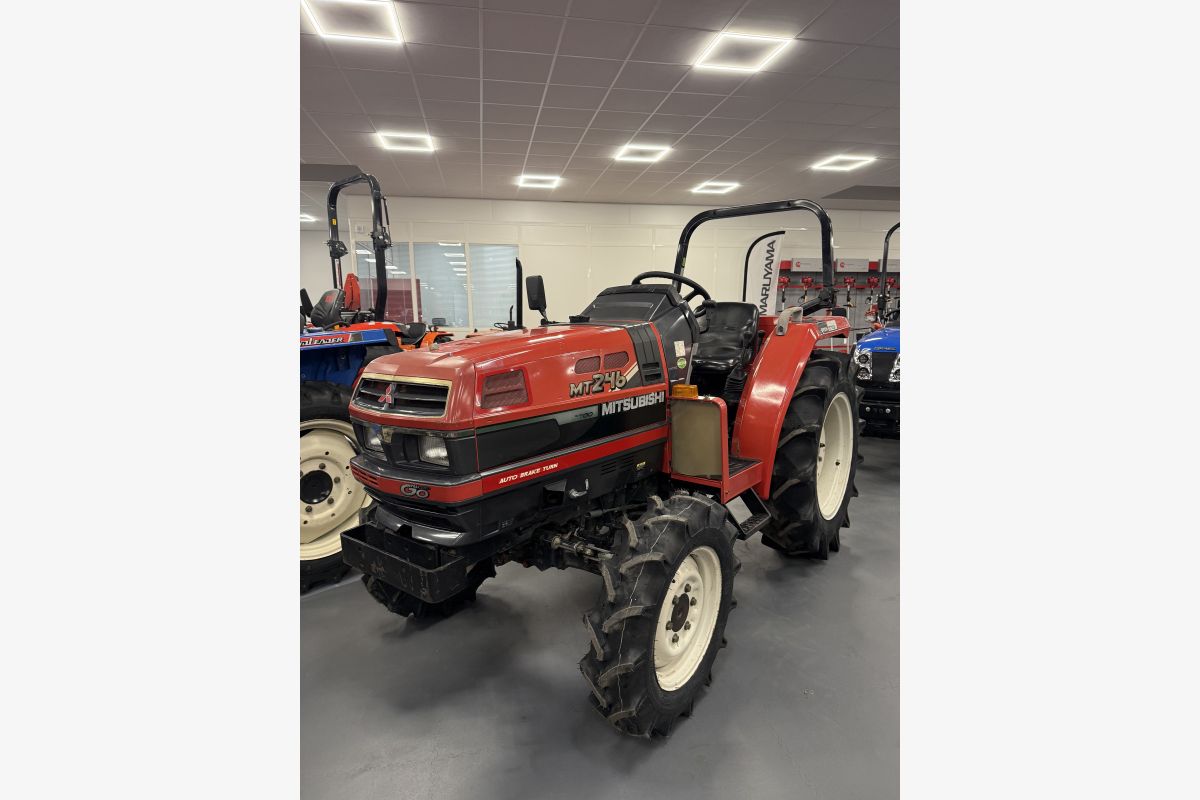 Photo 1 Micro-tracteur Mitsubishi mt 246