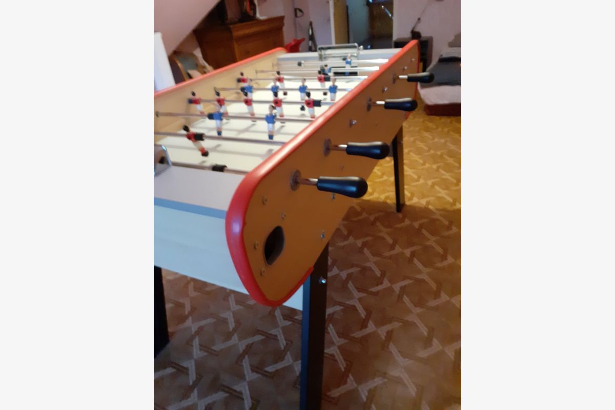 Baby foot - 173988_f374e4bad2bed184377c2c7d1ab783e5.jpg