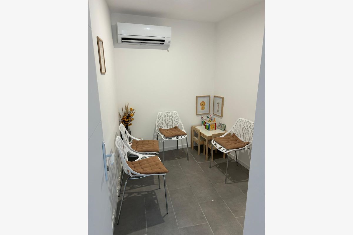 Photo 1 Locaux professionnels à louer Servian 34