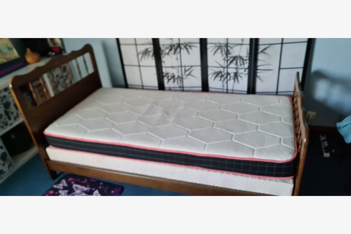 Lot de deux lits 1 personne - 174159_b3ff66900cb304a2780376dc39737da1.jpg