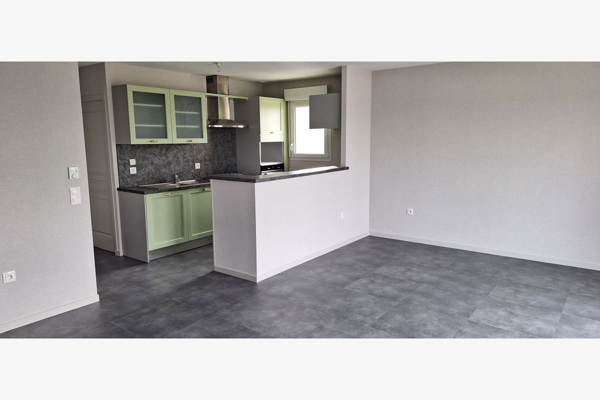 Location T3 Coutances 750 euros c. c. - 174190_b2809699a43fd9d9fa1db95c9931cfc6.jpg