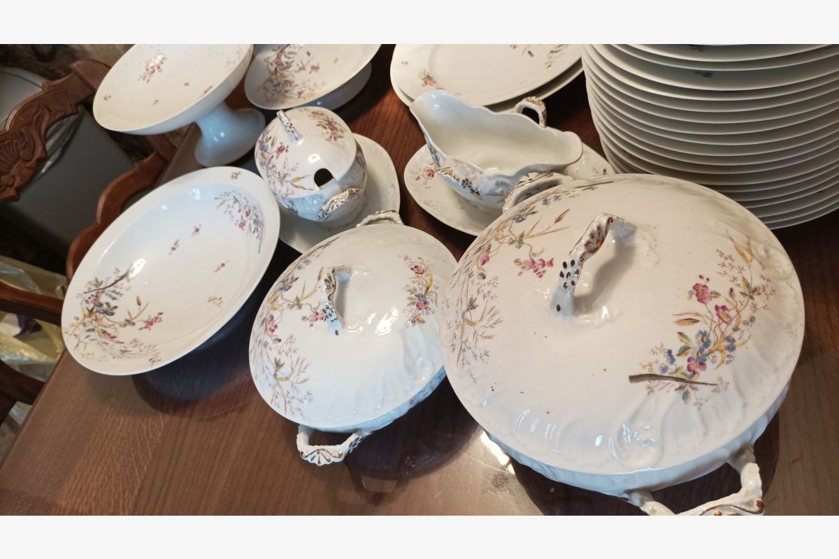 Service de table 70 pièces - 174345_3754d6c5a62619a21651257b540b71a2.jpg