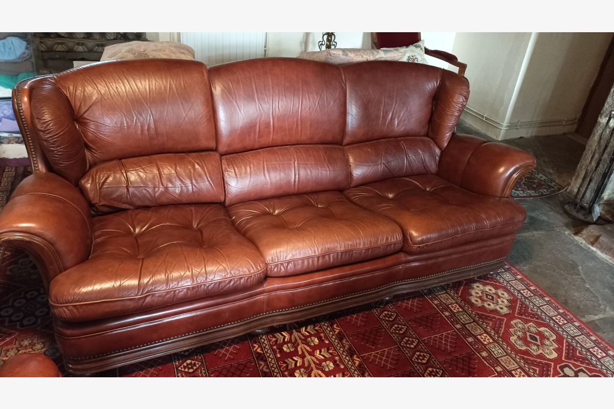 Photo 1 Canapé et 2 fauteuils en cuir