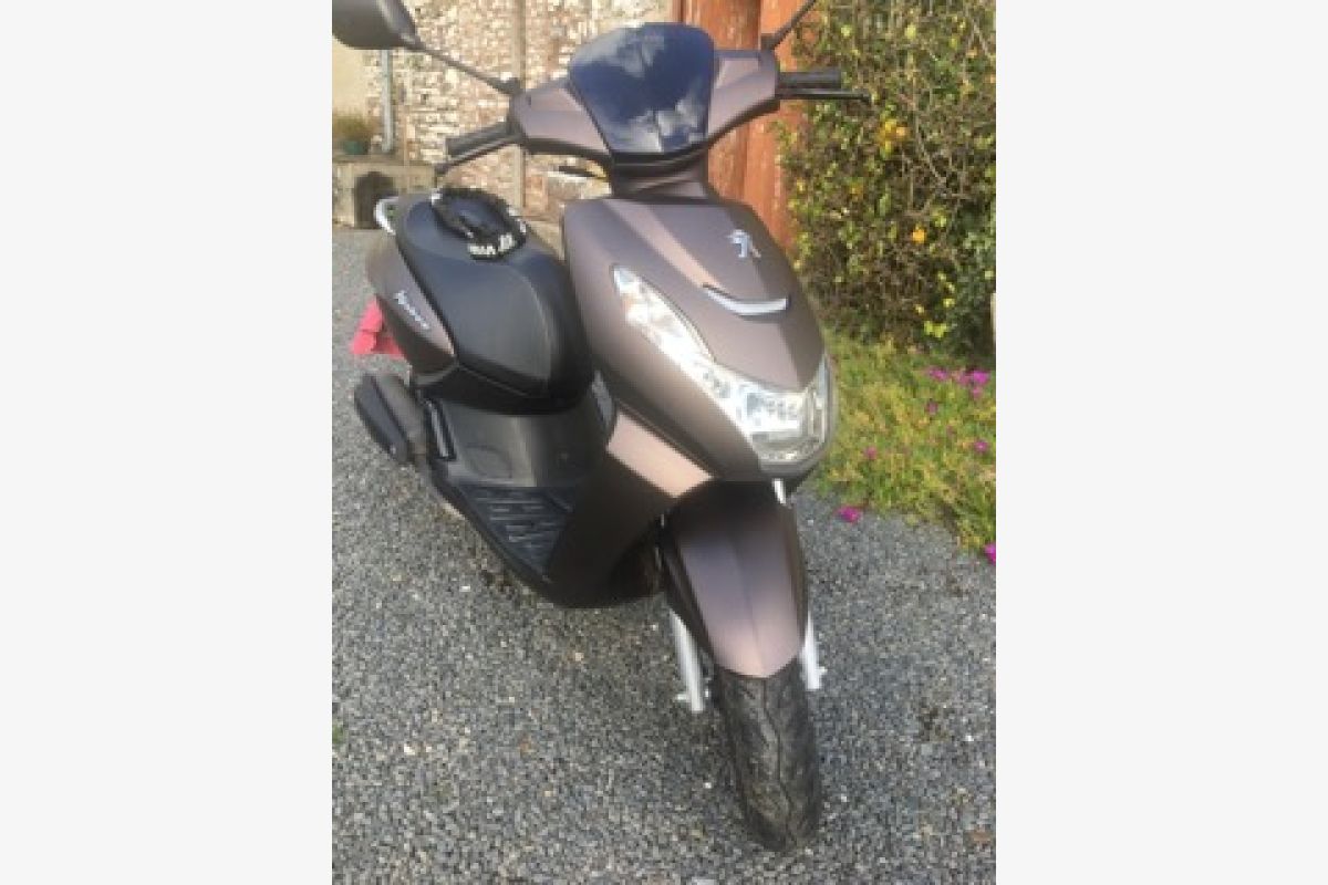 Photo 1 Scooter Peugeot kisbee 4T 