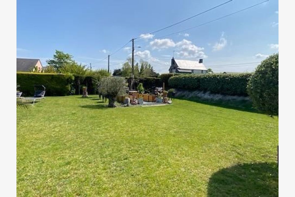 Photo 1 Me Fonty, notaire, Coutainville. Tél. 02.33.47.18.44www.font