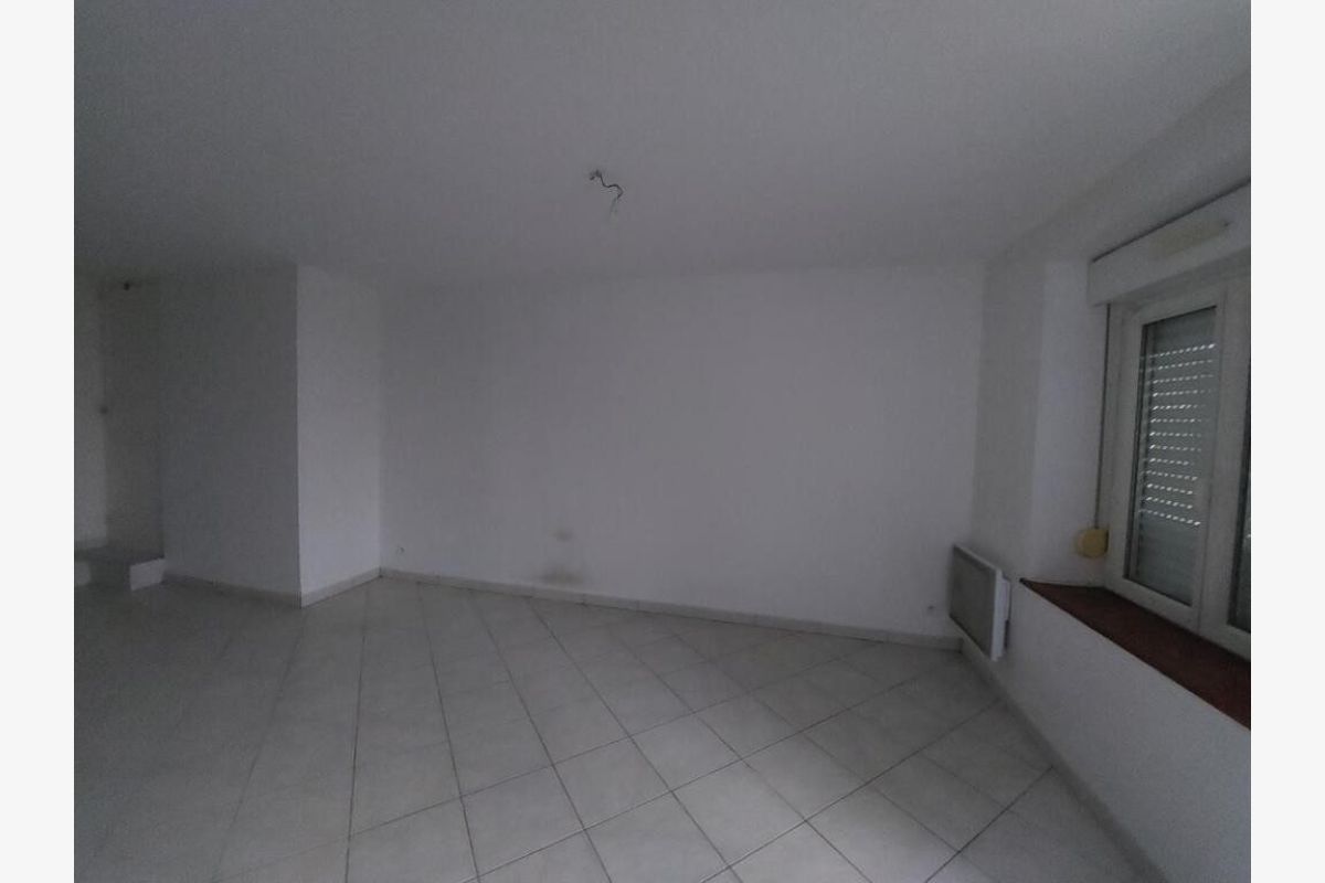 MAISON EN PIERRE - 175004_1.jpg