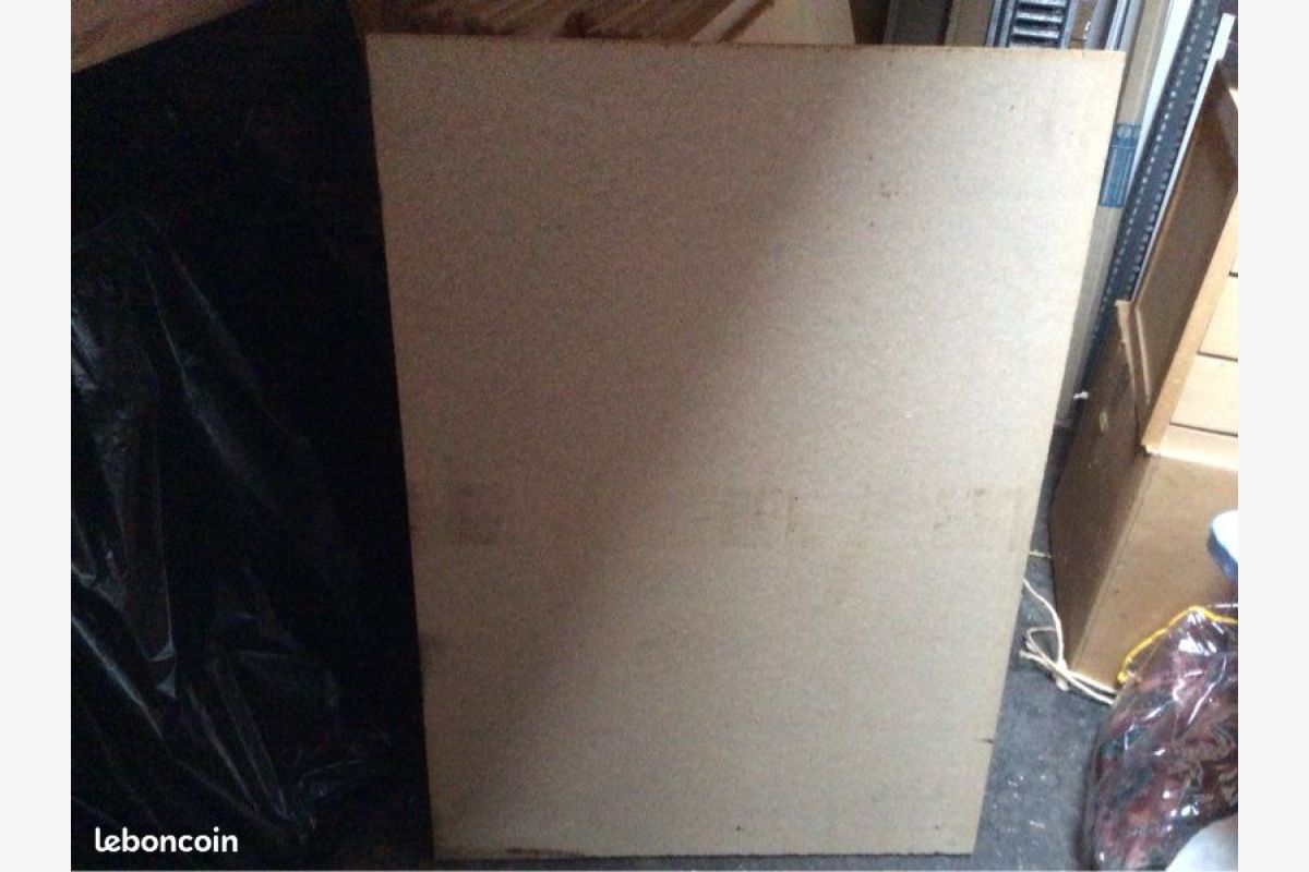 Photo 1 Plaque bois en aggloméré