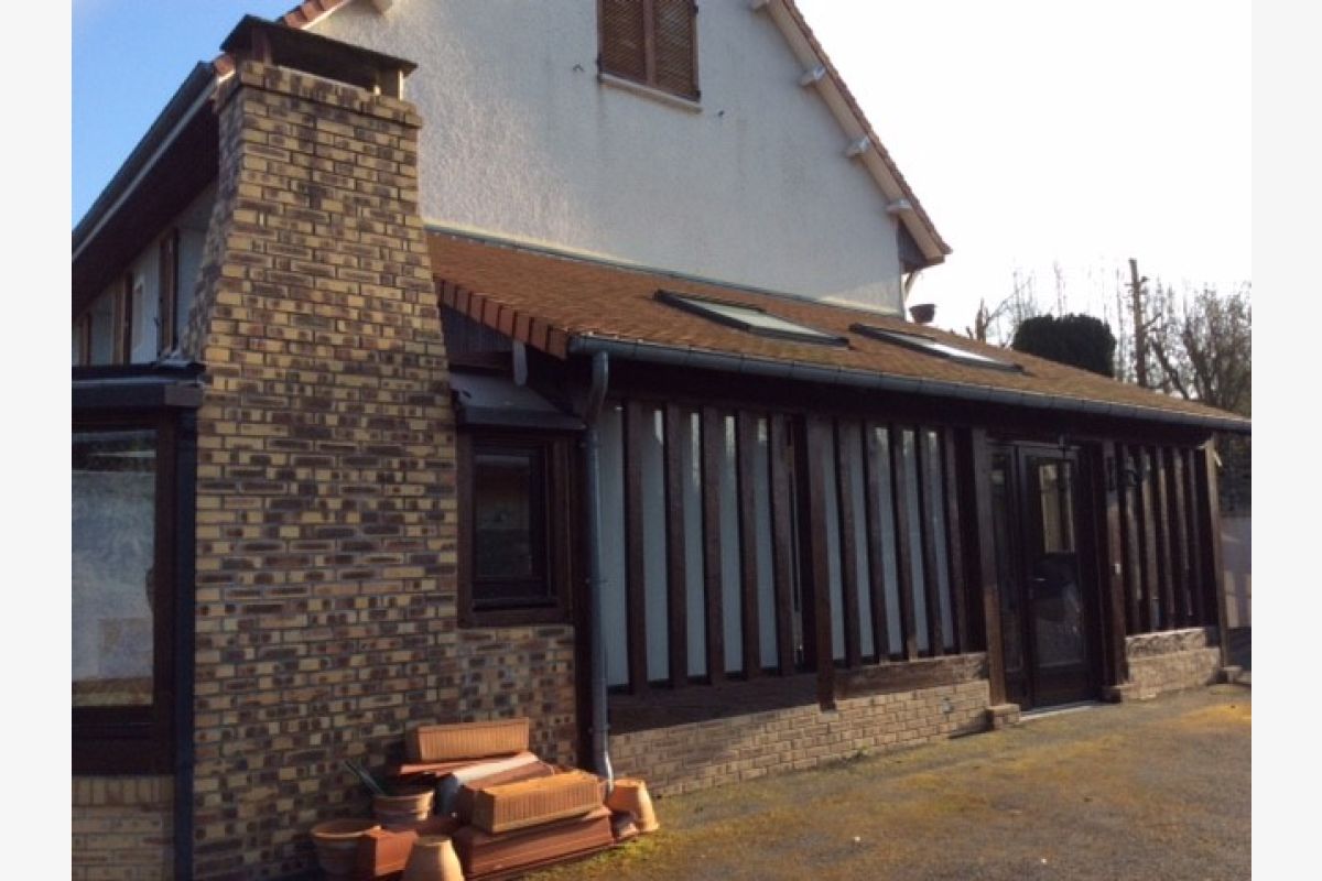 Pavillon d'habitation plain-pied composé : 7 pièces  - 175099_78f44e1d05b15506f1f94975f4f15baf.jpg