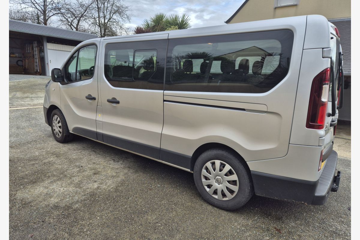 Photo 1 Trafic diesel