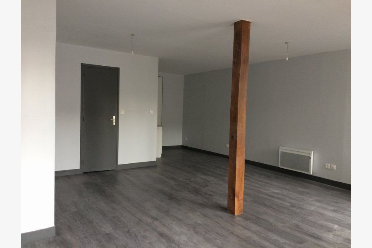 Photo 1 exclu., proche lycée Lebrun, loue F1 de 36.52 m2 en rdc cpt