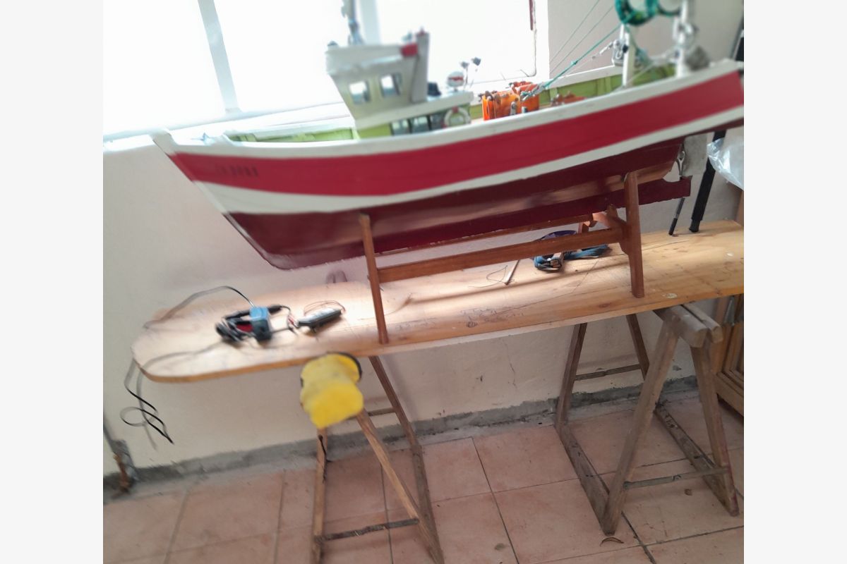 Maquette de chalutier - 175201_908e2ba5de1fc8767cfc28b9591a9c31.jpg