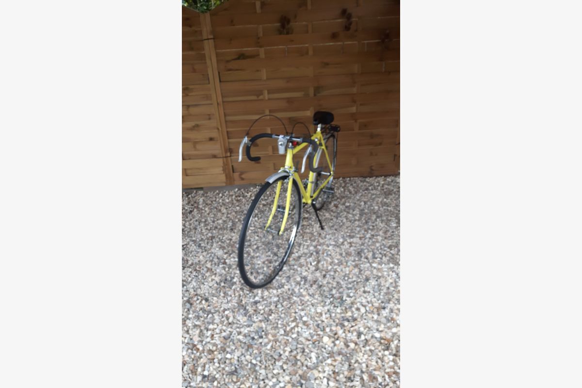 Vélo - 175291_867b5e3a65f6f20e1074df8983efa5ae.jpg