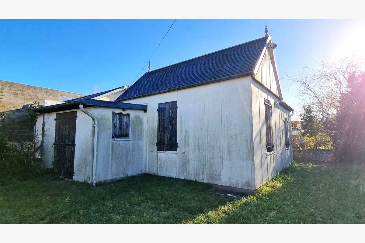 Photo 1 à 300 m de la mer, à v. maison plain-pied à restaurer, terra