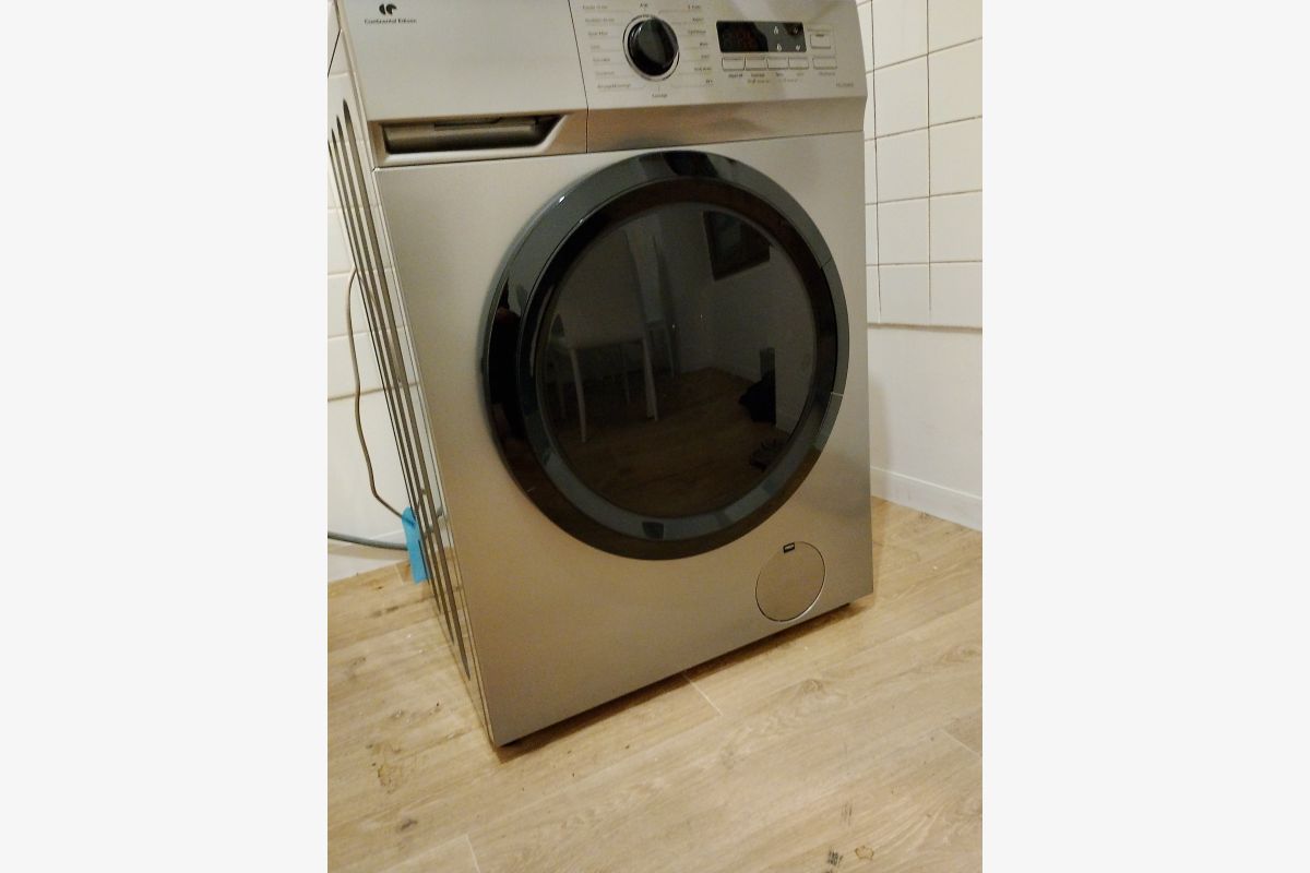 Photo 1 Machine à laver Edison Continental neuf classe à moteur induction neuf 