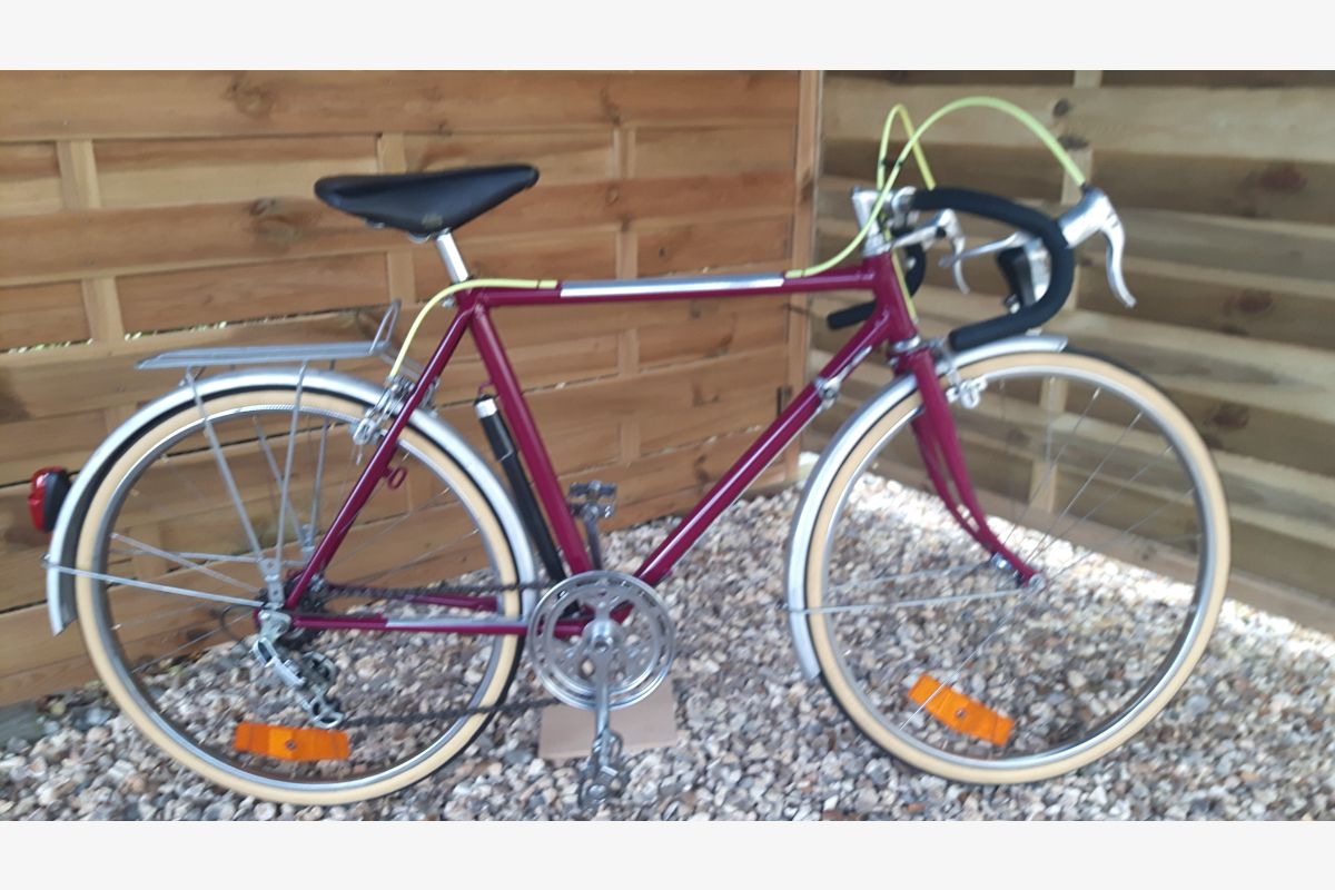 Vélo - 175685_a185d35cefeb1ad392b316282bde6211.jpg