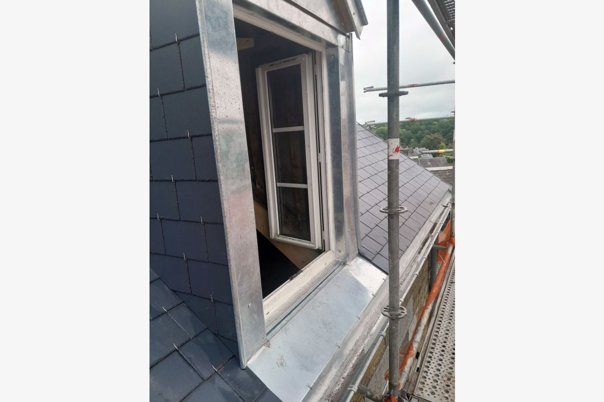 Tessy-Bocage, à vendre dernier étage à aménager... - 175704_5d95af7adaa788755648c0965b93e24a.jpg