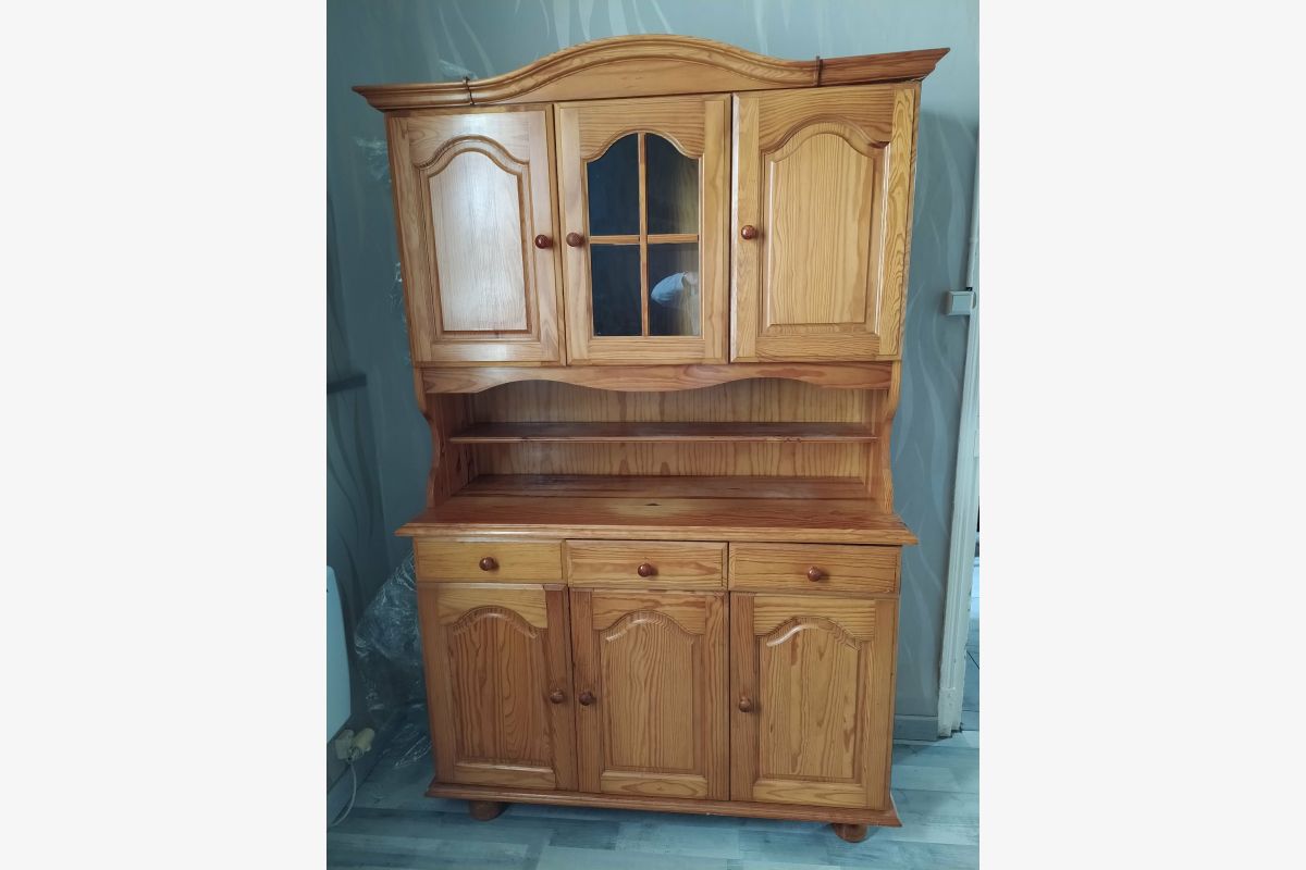 Photo 1 Buffet en pin