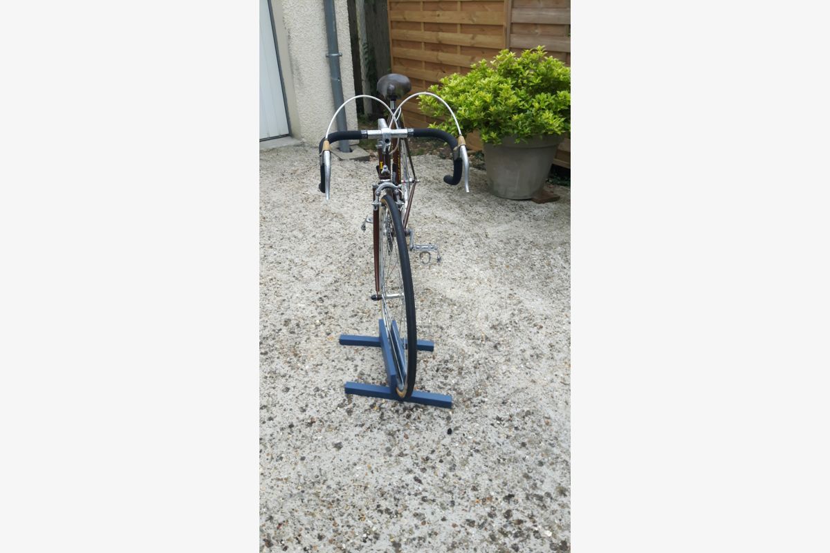 Vélo - 175793_e1e6f701bf4666b3459cc788acb0a336.jpg