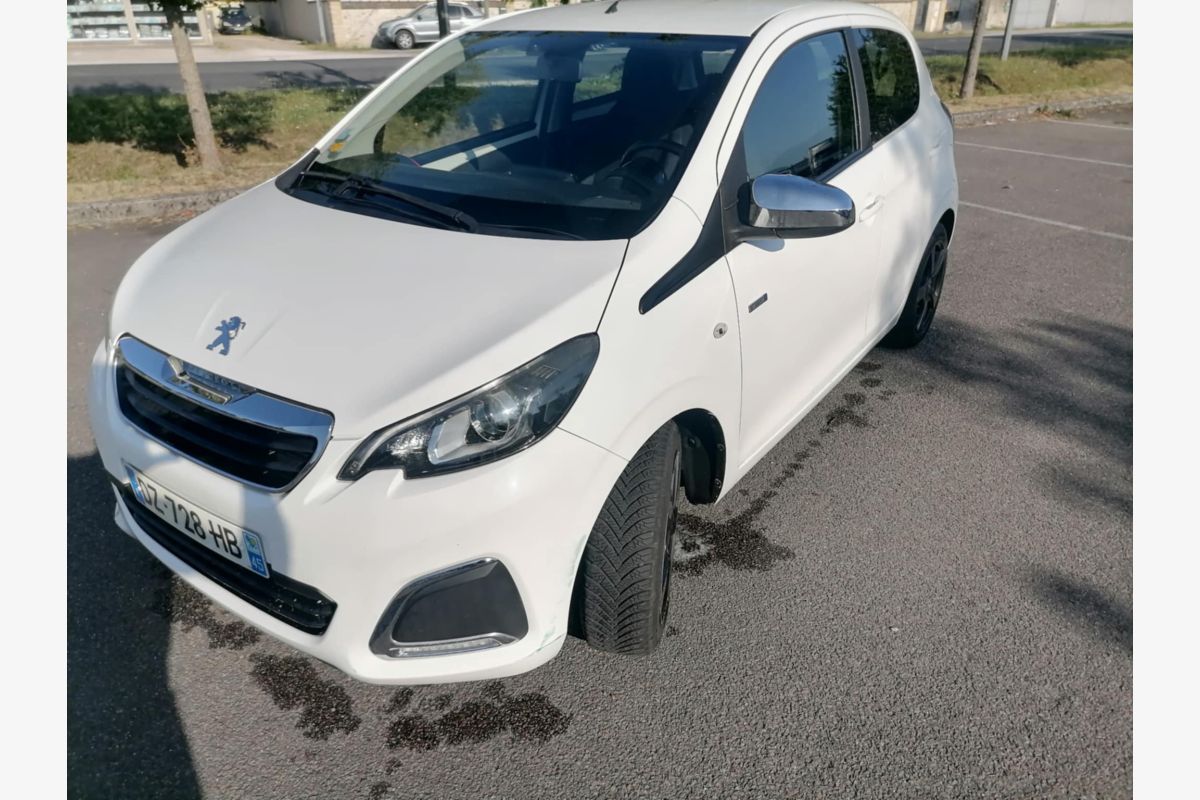 Photo 1 Peugeot 108 ENVY TOP