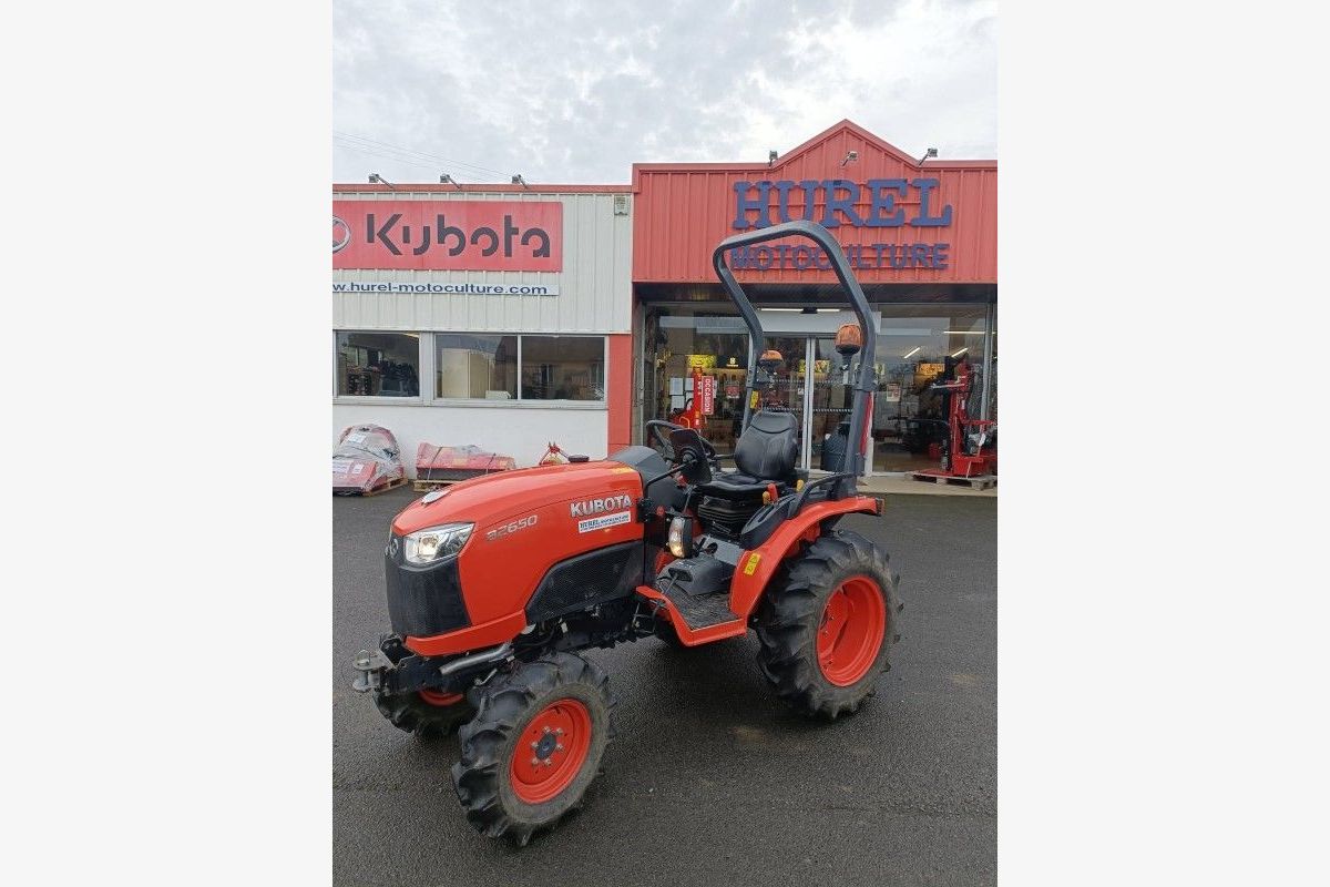 Photo 1 Tracteur Kubota B2650
