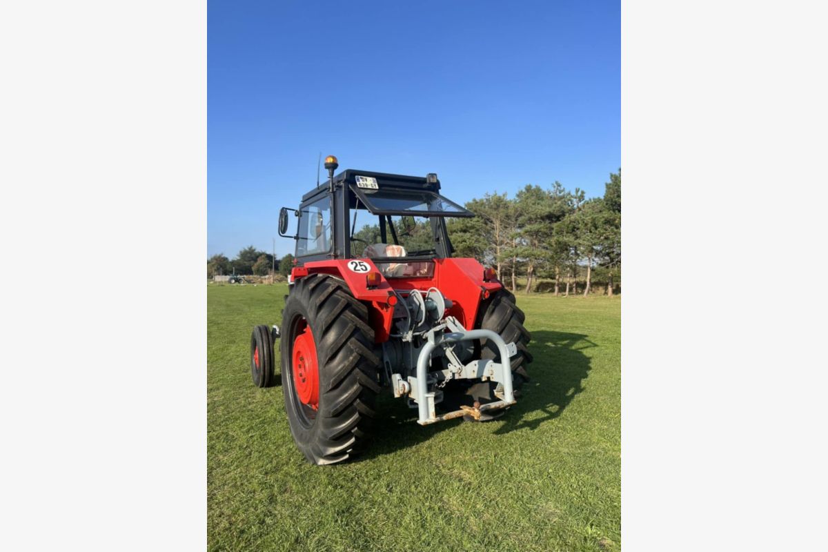 Tracteur  - 176297_2eda68bc9c1b2ca3536626be9656c081.jpg