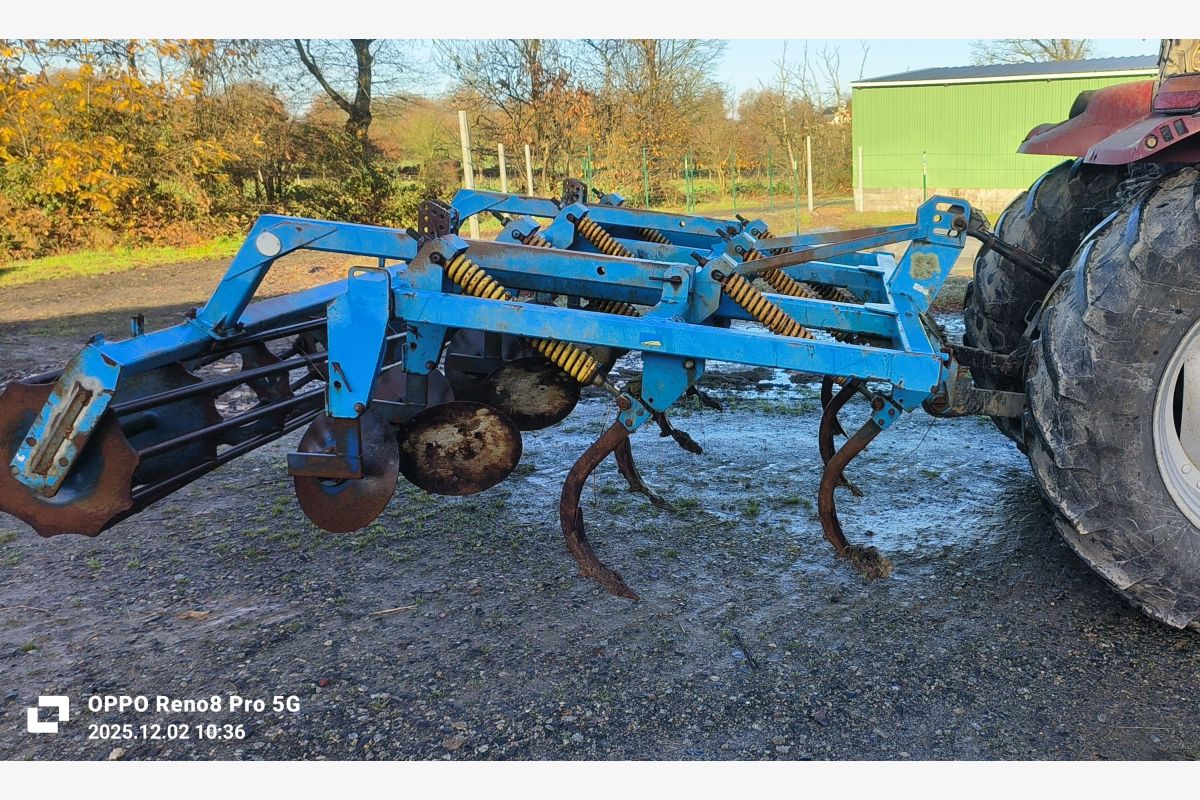 Photo 1 Déchaumeur Farmet