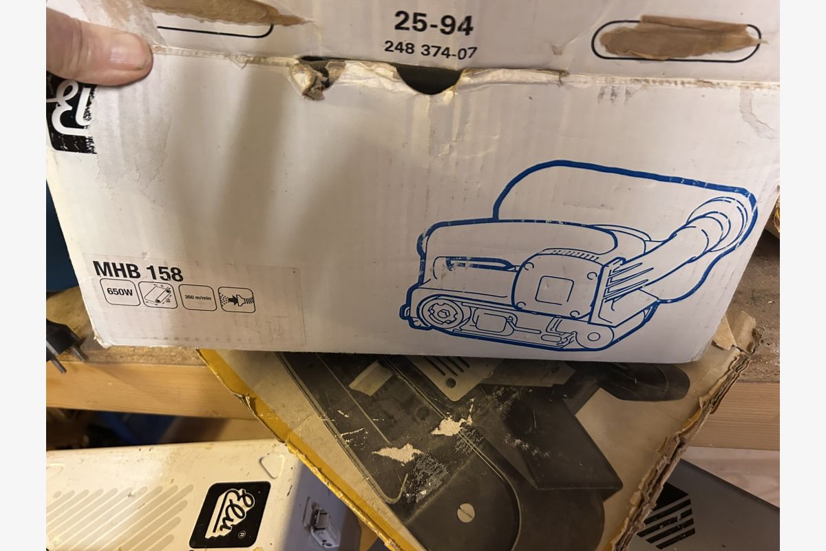 Photo 1 Deux ponceuses