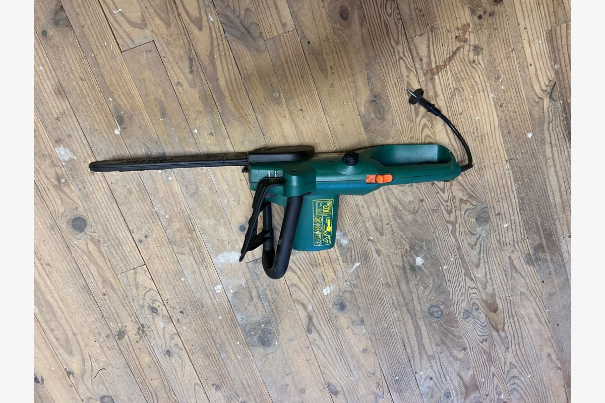 Photo 1 Tronçonneuse