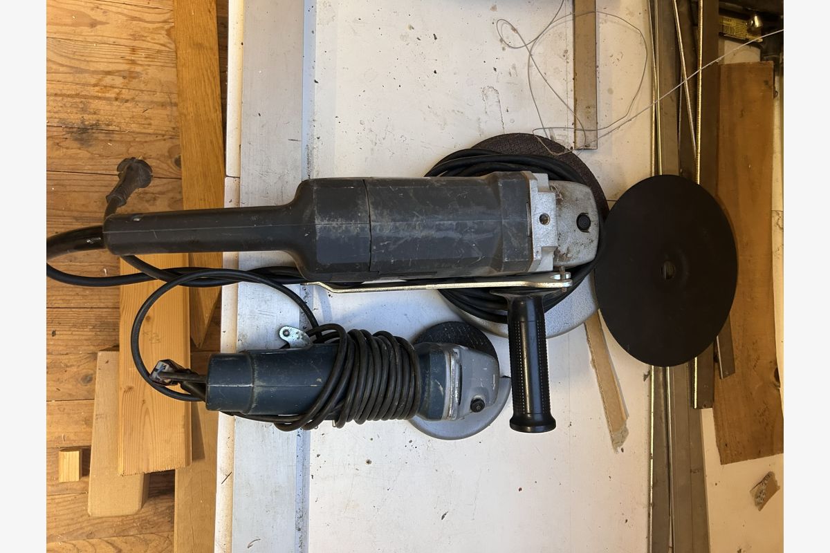 Photo 1 Deux tronçonneuses à disque