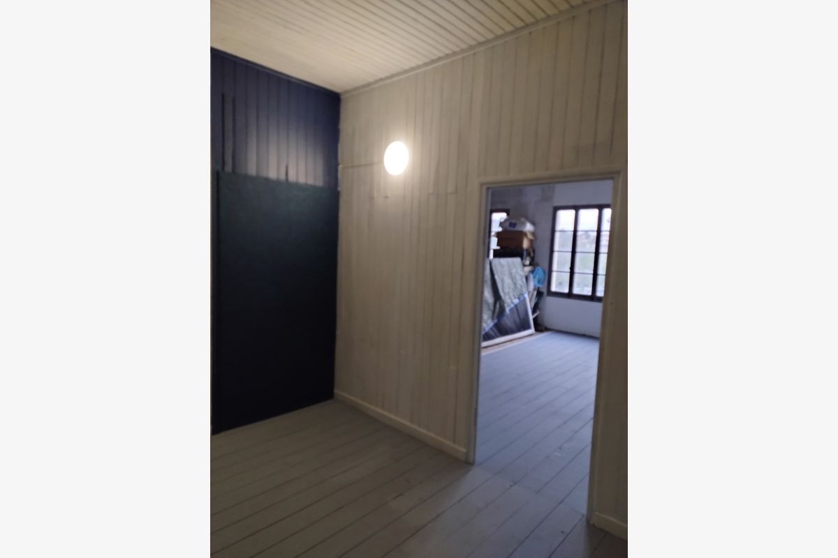 Garage / Garde meubles - 176656_a34ac140067c2aa0efea7f99872876b7.jpg