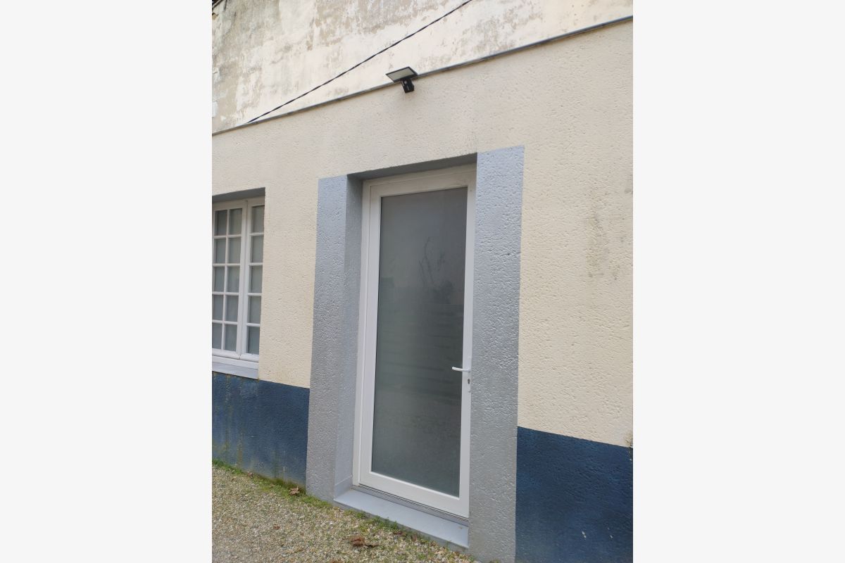 Photo 1 Garage / Garde meubles