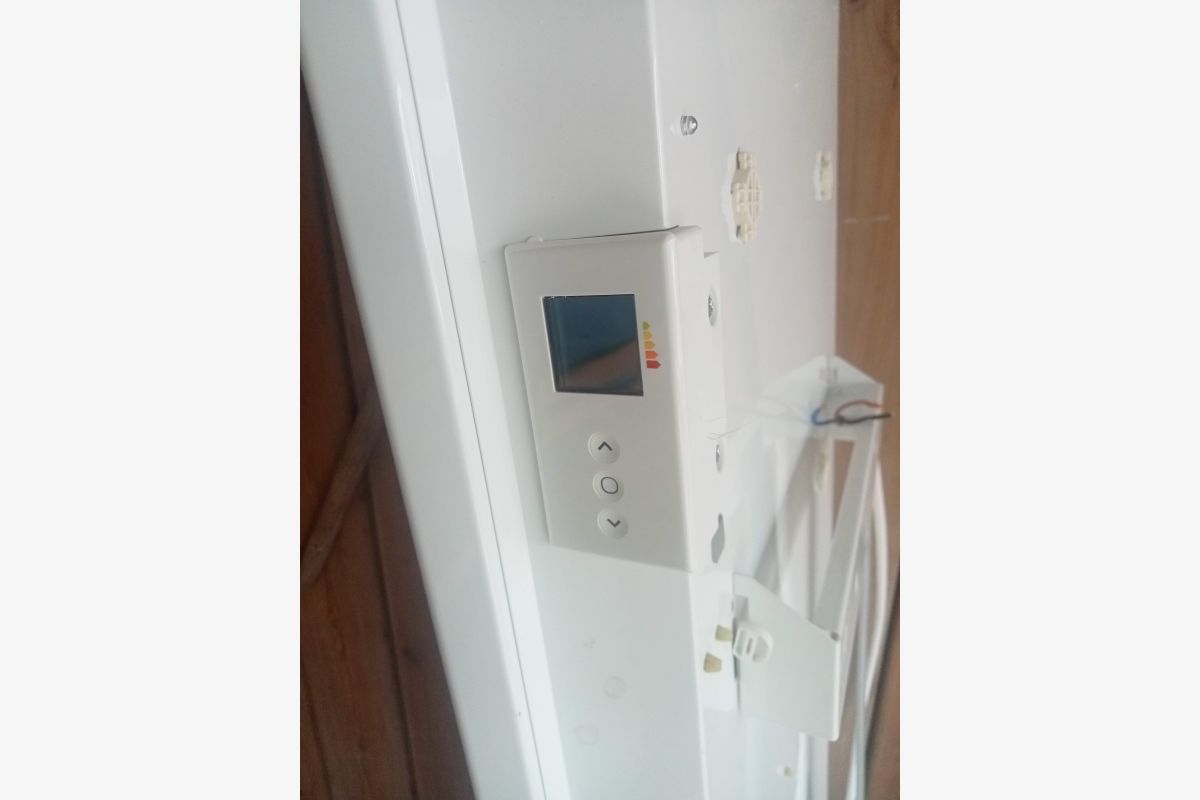 2 radiateurs électriques 2000w - 176697_7d89f57045be5aa7044ca23a0c2ecccc.jpg