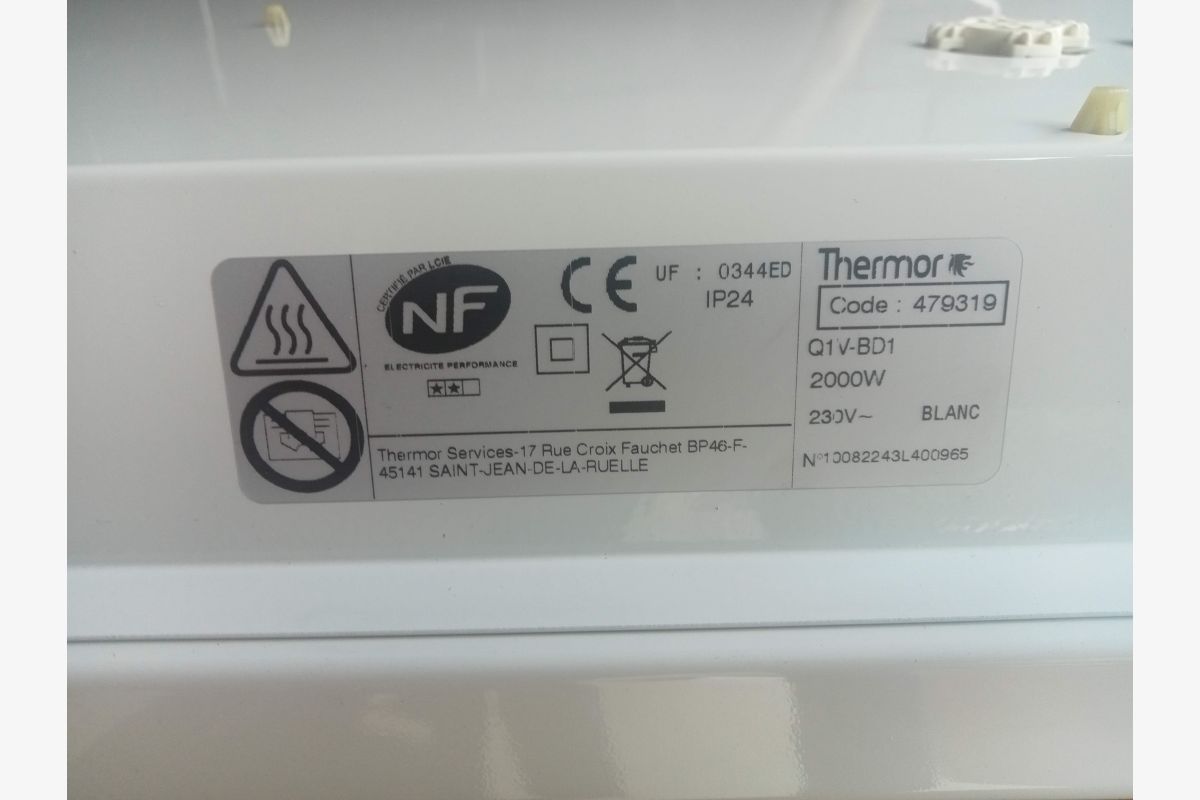 Photo 1 2 radiateurs électriques 2000w