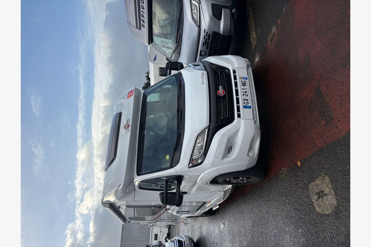 Photo 1 Profilé Burstner