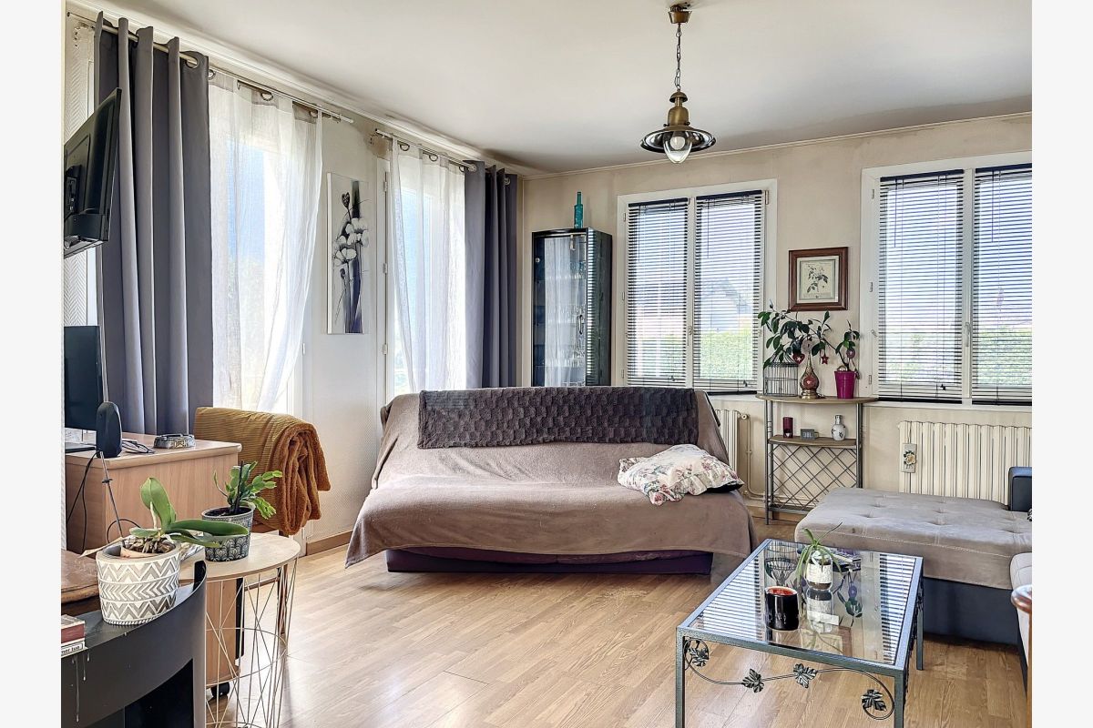 Photo 1 Agence Faudais, Coutances. Tél. 02.33.45.07.57