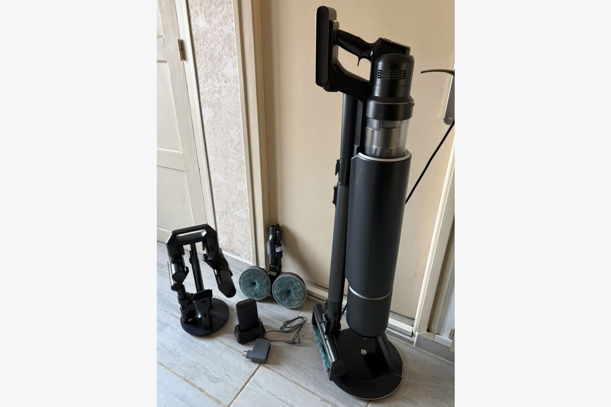 Photo 1 Aspirateur sans fil Samsung