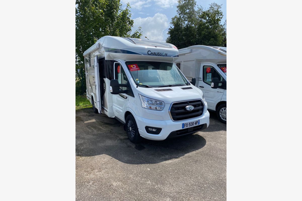 Photo 1 Camping-car profilé