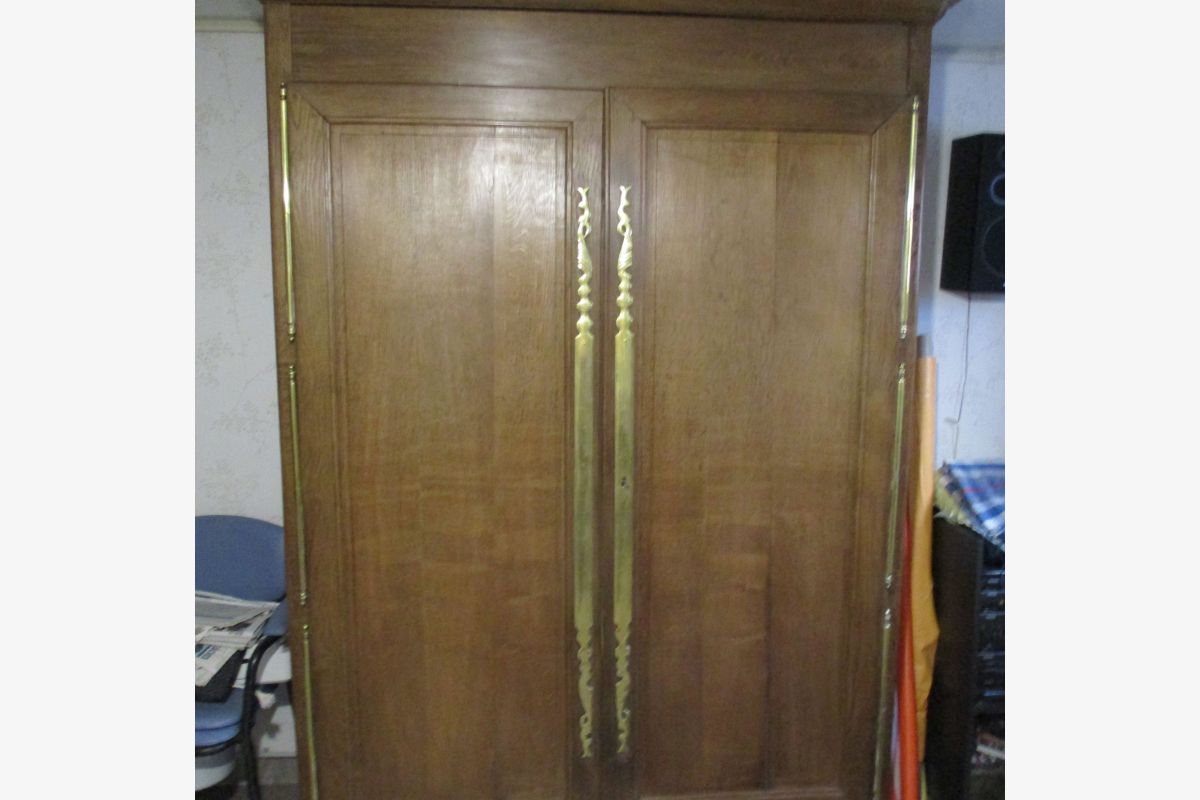 Photo 1 Armoire en chêne