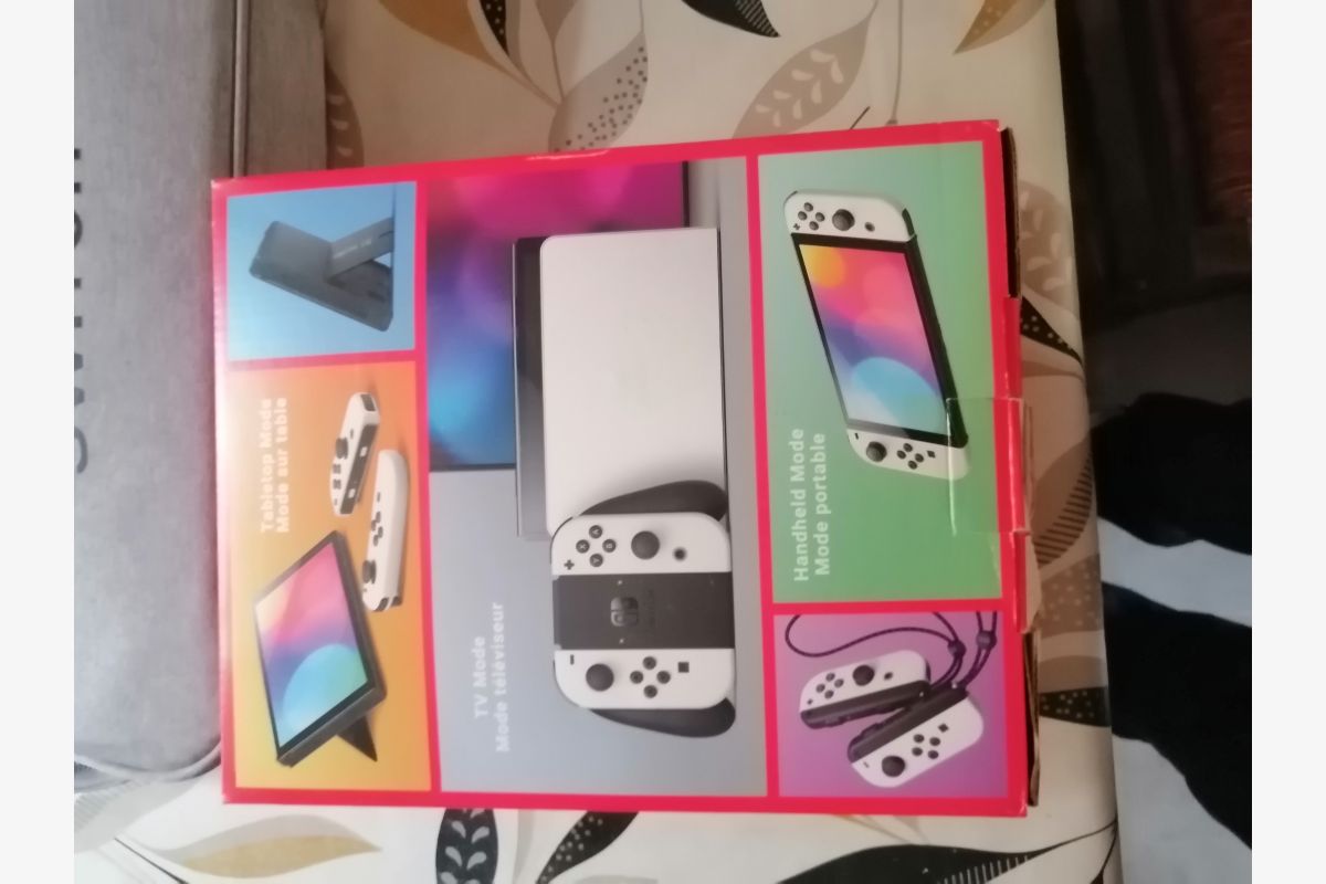 Photo 1 Nintendo Switch Oled
