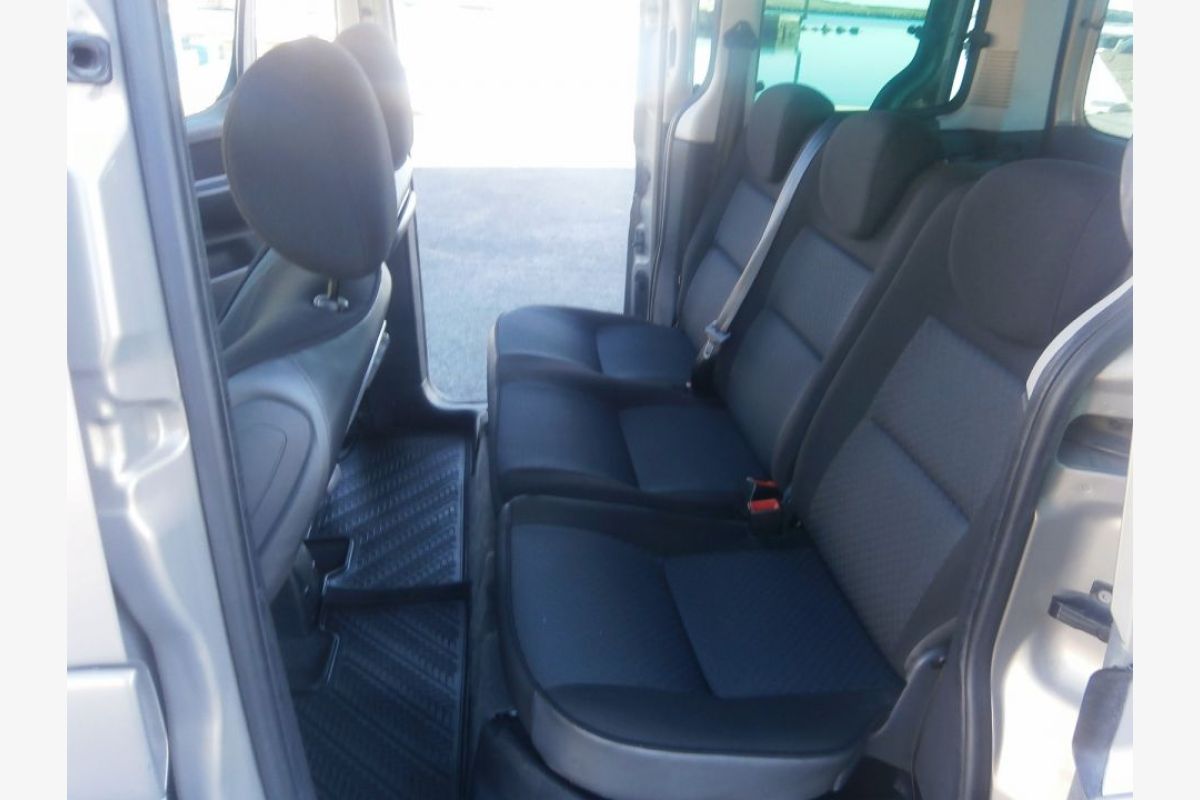 Citroen Berlingo MULTISPACE HDI 90 ch 5 places - 177341_182cde40a946ede6871111a58dc1ef56.jpg