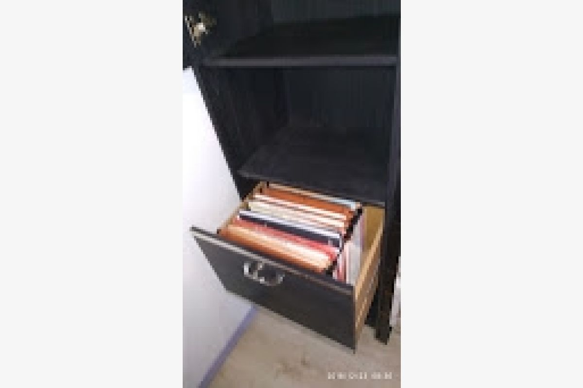 Meuble de bureau - 177361_bd080c87b18f1b39b4bb01fbc48d9ddd.jpg